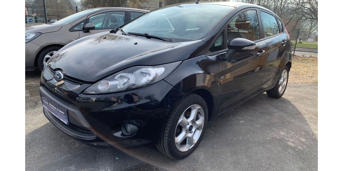 Ford Fiesta 128.000 km 3.750 &euro; Dortmund 44225