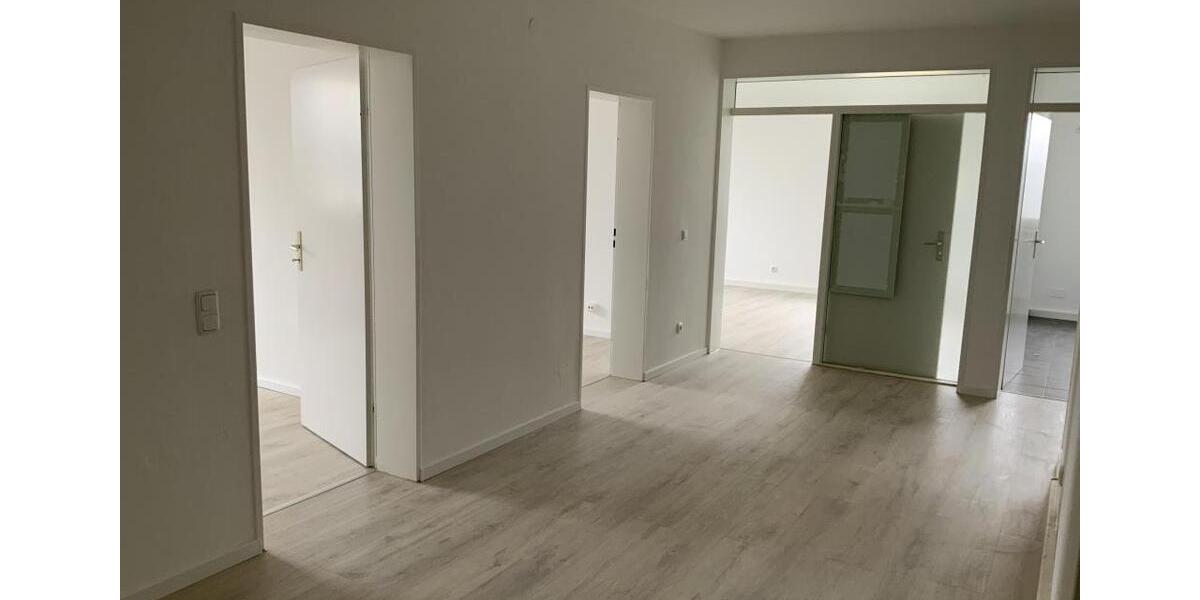 Etagenwohnung Kamen - 3 Zimmer, 83 m&sup2;, 396&euro; | Angebot:21809784