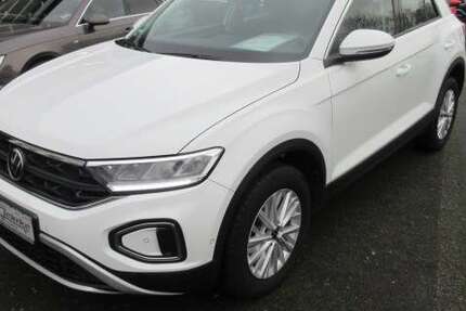 VW T-Roc Life 2.0 TDI DSG NAVI LED ALU APS SITZHEIZUN 91.900 km 21.788 &euro; Bergkamen 59192