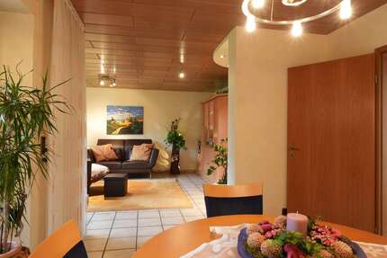 Haus Oer-Erkenschwick / Oer Oer - 6 Zimmer, 120 m&sup2;, 435.000&euro; | Angebot:25639541