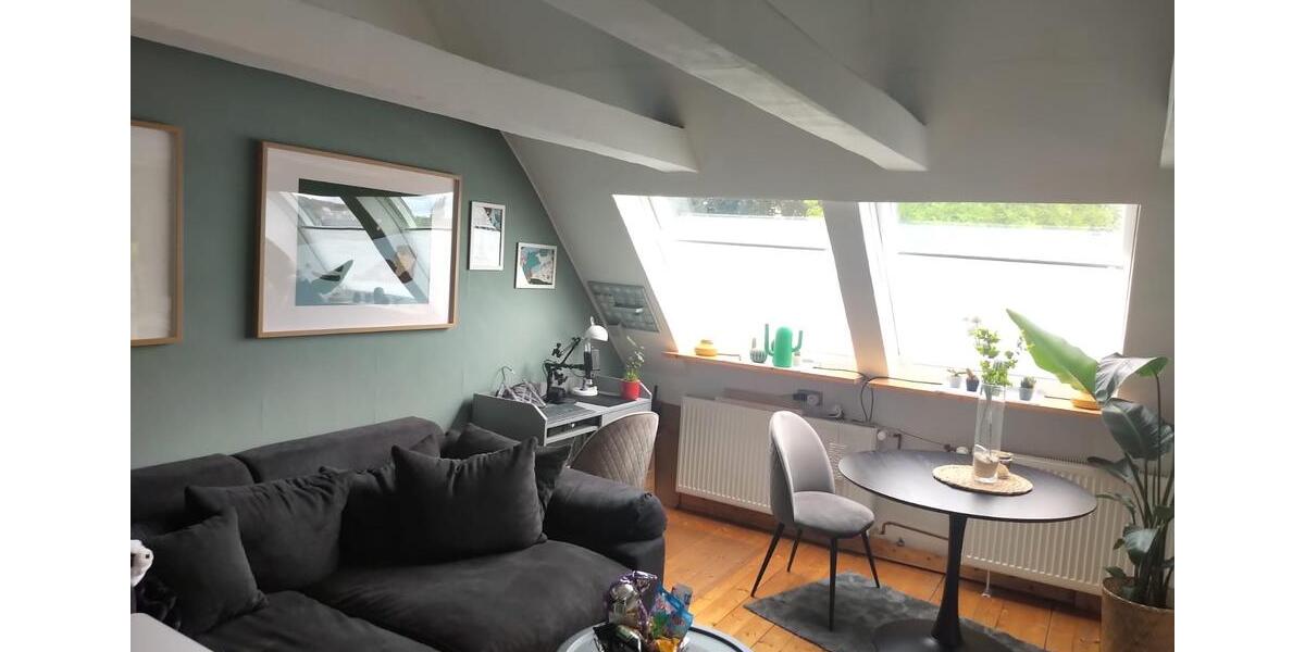 Dachgeschoßwohnung Dortmund Aplerbeck - 1 Zimmer, 28 m&sup2;, 390&euro; | Angebot:25975017