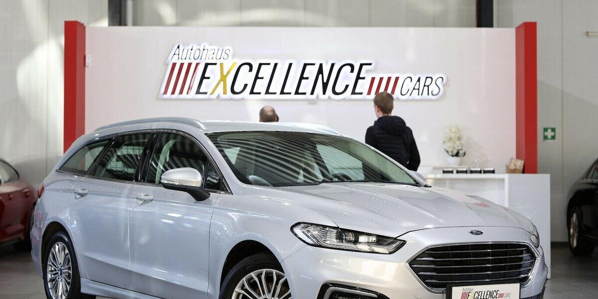 Ford Mondeo TUNIER 2.0 ECOBLUE TITANIUM / LED / AHK 145.000 km 17.444 &euro; Hamm 59077