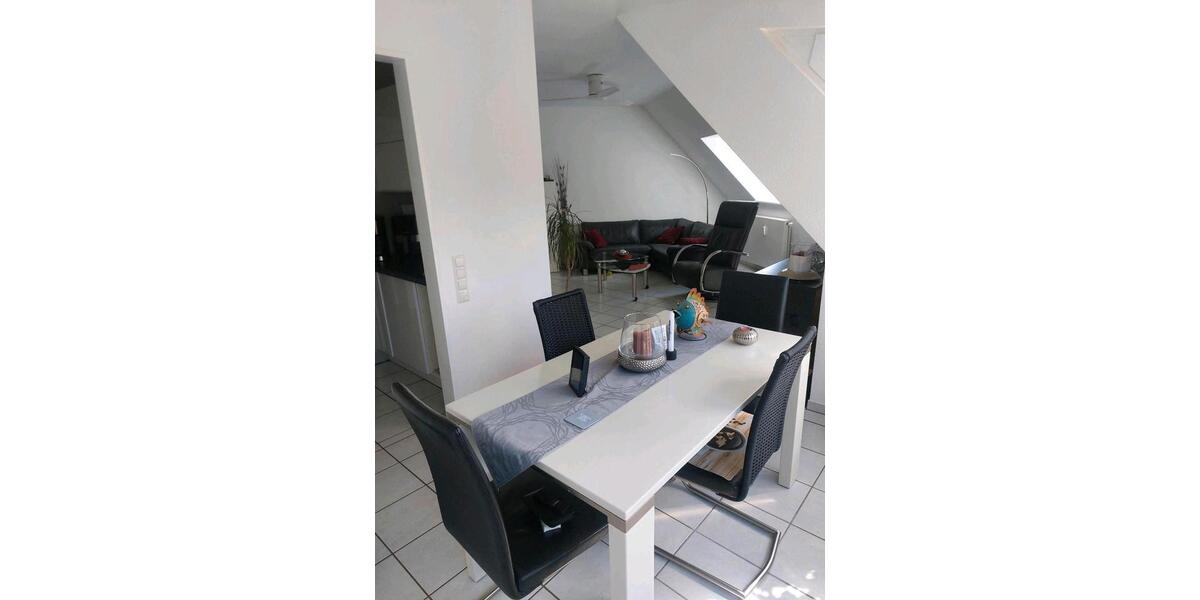 Dachgeschoßwohnung Dortmund Hörde - 2.5 Zimmer, 75 m&sup2;, 887&euro; | Angebot:25978264