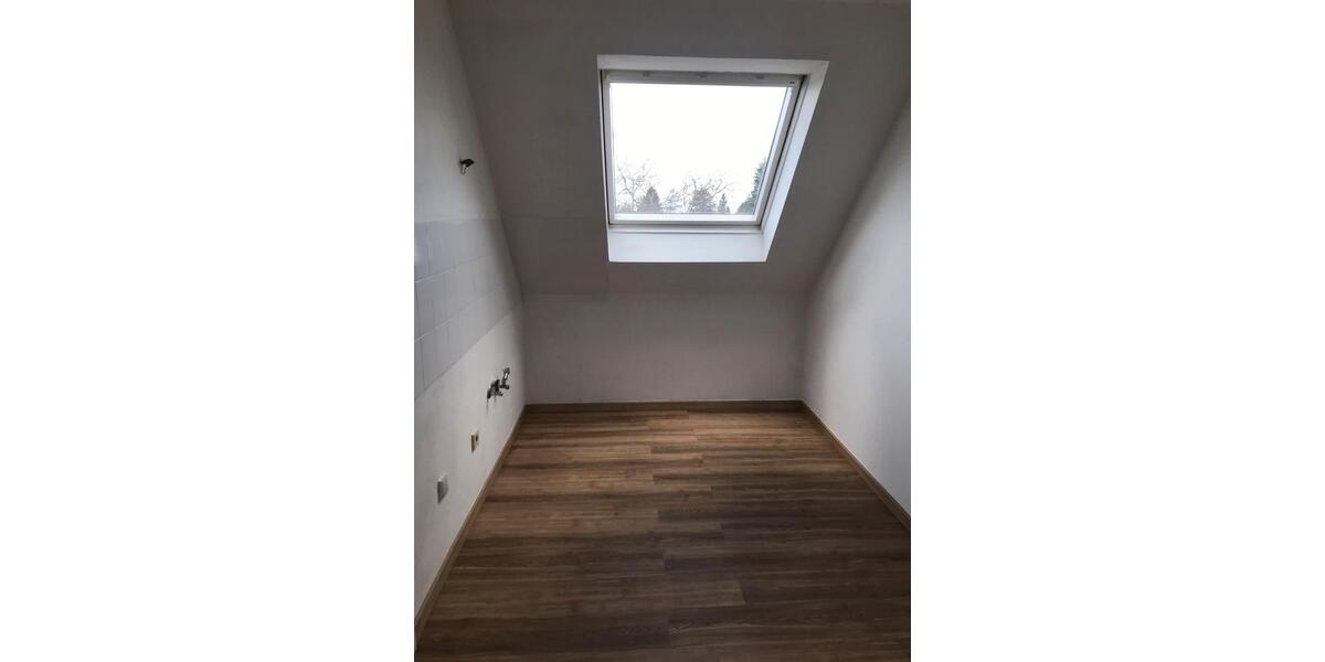 Dachgeschoßwohnung Dortmund Hörde - 1.5 Zimmer, 43 m&sup2;, 125.000&euro; | Angebot:25948283