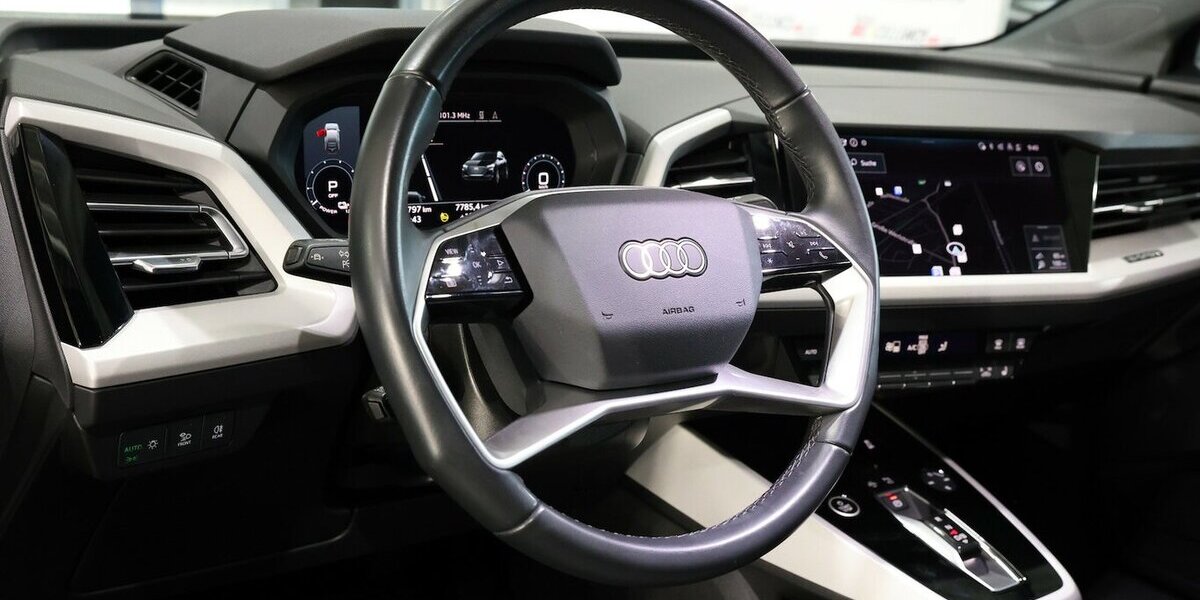 Audi Q4 e-tron 50 SPORTBACK E-TRON Q ADVANCED MATRIX 77.000 km 28.777 &euro; Hamm 59077