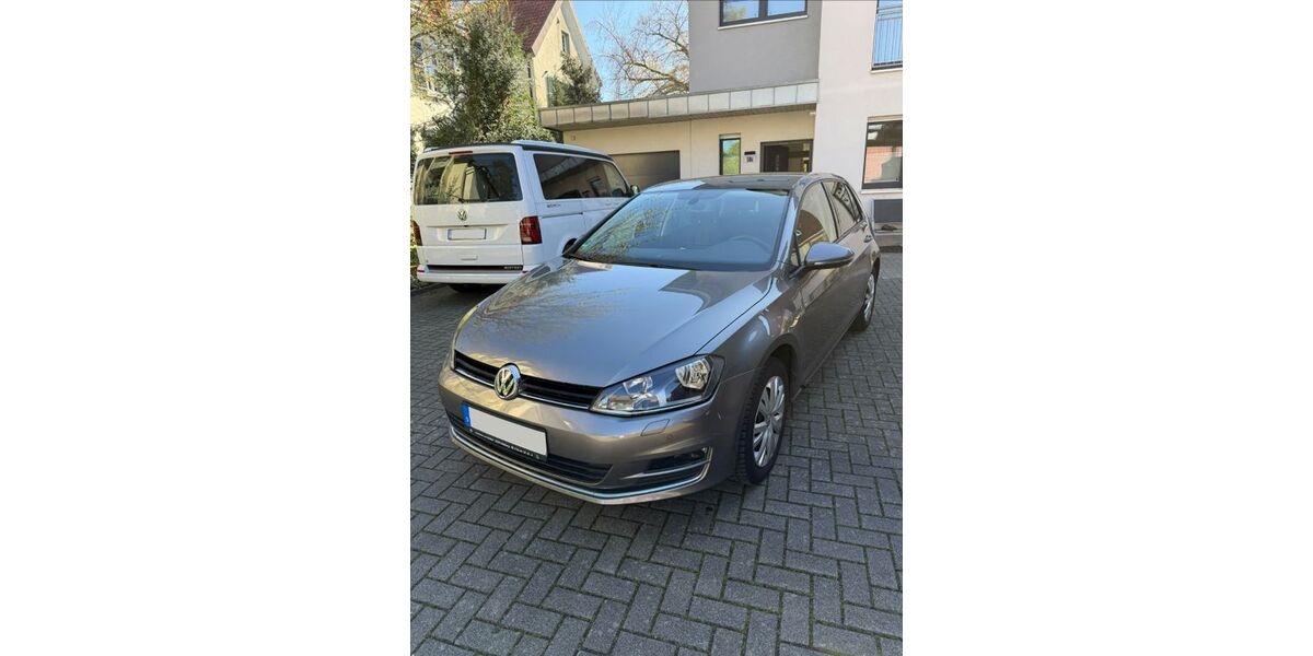 VW Golf 73.000 km 10.450 &euro; Werl 59457