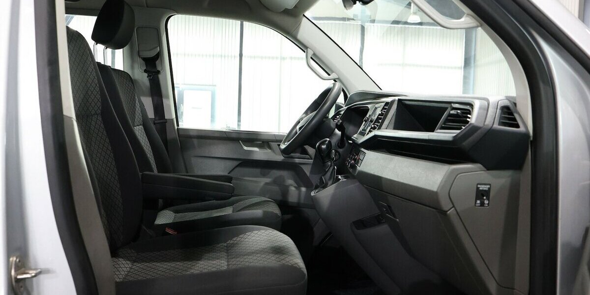 VW T6.1 Caravelle 2.0 TDI DSG LANG / 9-SITZER / TOP 172.000 km 26.444 &euro; Hamm 59077