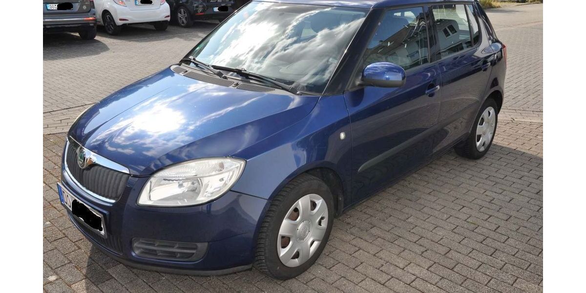 Skoda Fabia 49.208 km 3.999 &euro; Dortmund 44267