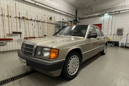 Mercedes-Benz 190 187.424 km 8.499 &euro; Senden 48308
