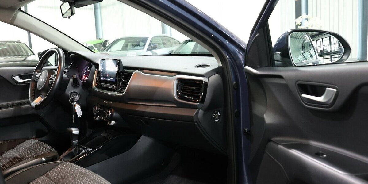 Kia Stonic 1.0 T-GDI DCT VISION AUTOMATIK / LED, AHK 30.000 km 17.777 &euro; Hamm 59077