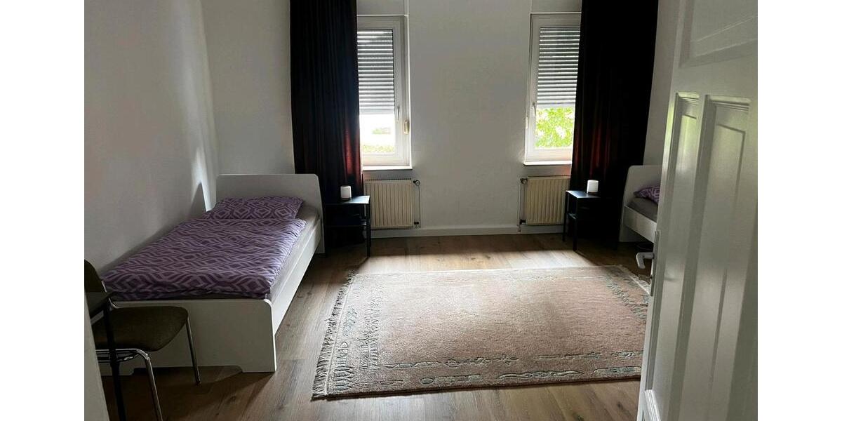 Etagenwohnung Lünen Alstedde - 6 Zimmer, 200 m&sup2;, 20&euro; | Angebot:26618962