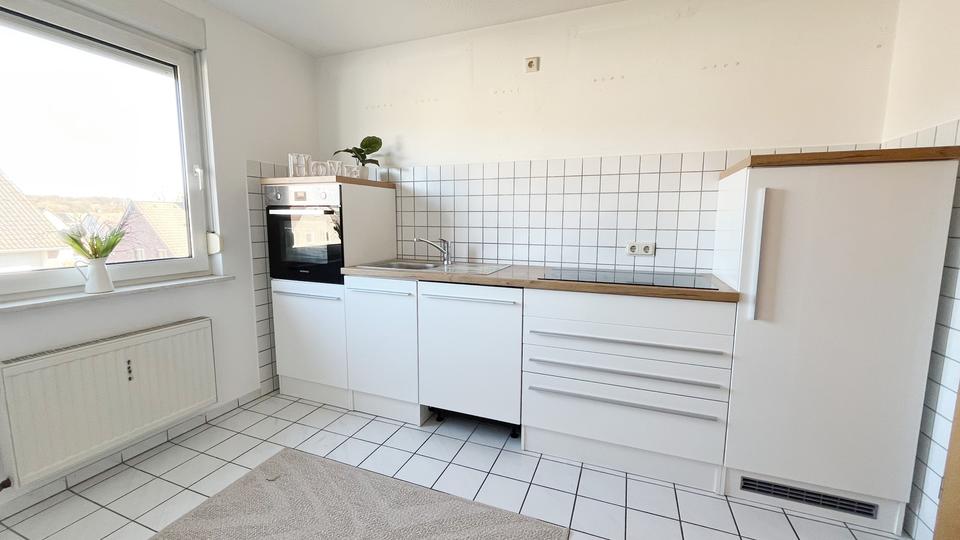 Dachgeschoßwohnung Schwerte - 2 Zimmer, 80 m&sup2;, 700&euro; | Angebot:25439705