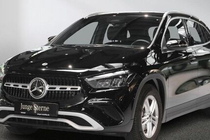 Mercedes-Benz GLA 200 8.064 km 33.490 &euro; Dortmund 44147