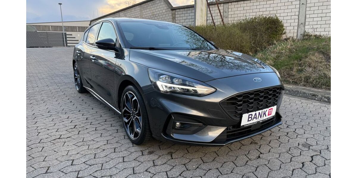 Ford Focus 42.344 km 17.990 &euro; Hemer 58675