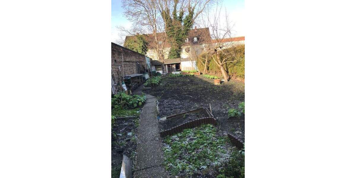 Reihenmittelhaus Hamm Hamm-Mitte - 7 Zimmer, 139 m&sup2;, 240.000&euro; | Angebot:25698562