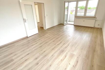 Wohnung Castrop-Rauxel Bladenhorst - 3 Zimmer, 76 m&sup2;, 649&euro; | Angebot:26646875