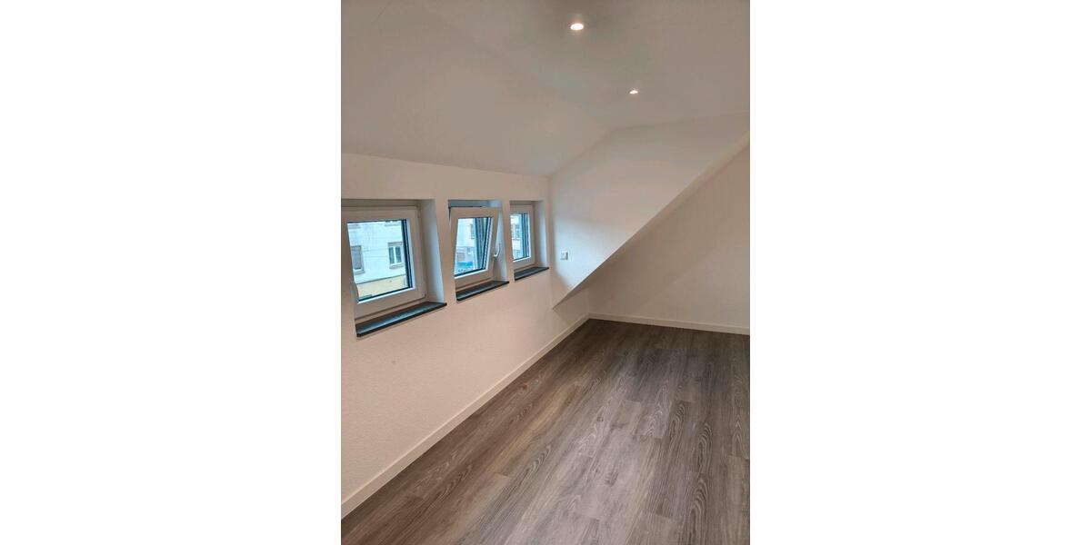 Dachgeschoßwohnung Hamm Berge - 3 Zimmer, 60 m&sup2;, 650&euro; | Angebot:25404186