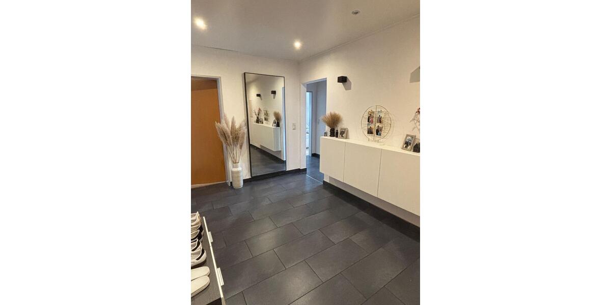 Dachgeschoßwohnung Menden (Sauerland) Bösperde - 4 Zimmer, 95 m&sup2;, 895&euro; | Angebot:25932992