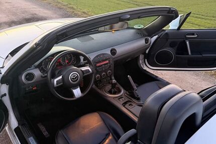 Mazda MX-5 106.000 km 12.300 &euro; Witten 58455