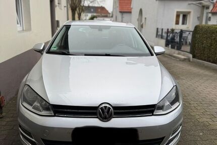 VW Golf 195.000 km 6.300 &euro; Ahlen 59229