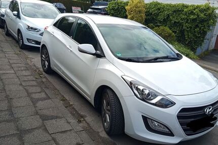 Hyundai i30 86.660 km 6.400 &euro; Unna 59427