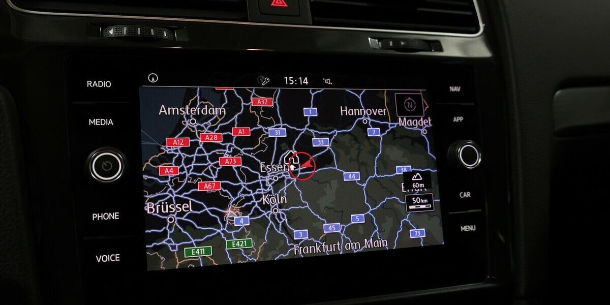 VW Golf Variant VII 1.6 TDI Comfortline DYNAUDIO 1H 152.000 km 13.777 &euro; Hamm 59077