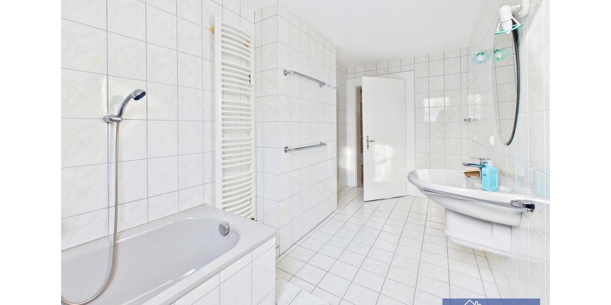 Dachgeschoßwohnung Waltrop - 4 Zimmer, 128 m&sup2;, 1.250&euro; | Angebot:24737473