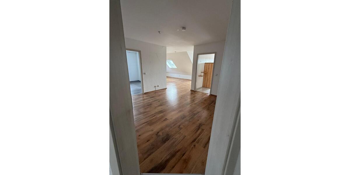 Dachgeschoßwohnung Unna Hemmerde - 2 Zimmer, 80 m&sup2;, 640&euro; | Angebot:24752670