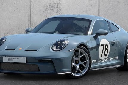 Porsche 992 2.153 km 397.900 &euro; Holzwickede 59439
