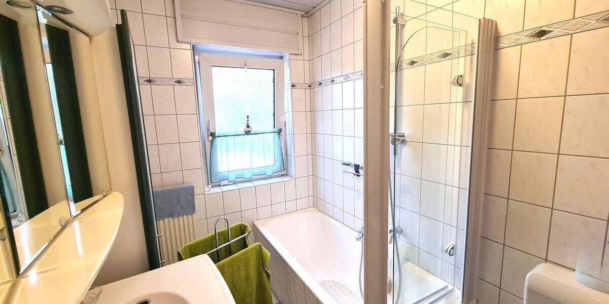 Mehrfamilienhaus, Wohnhaus Ahlen Dolberg - 9 Zimmer, 210 m&sup2;, 395.000&euro; | Angebot:25693129