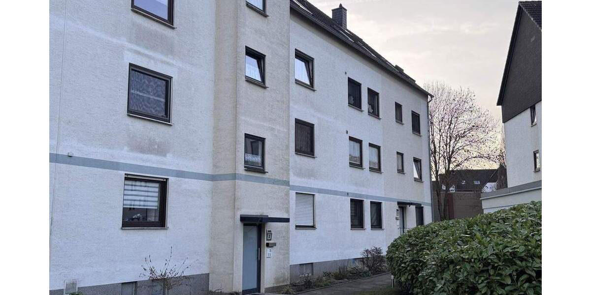 Etagenwohnung Schwerte - 2 Zimmer, 63 m&sup2;, 760&euro; | Angebot:25800979