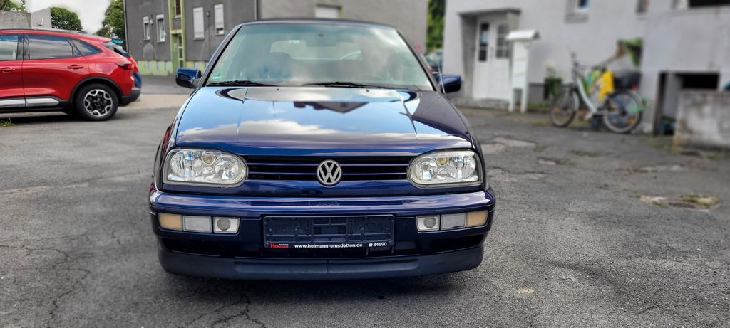 VW Golf 220.922 km 1.999 &euro; Lünen 44532