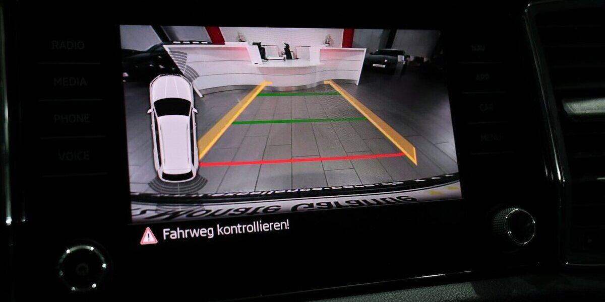 Skoda Kodiaq 2.0 TDI DSG STYLE / VIRTUAL-COCKPIT, LED 190.000 km 15.991 &euro; Hamm 59077
