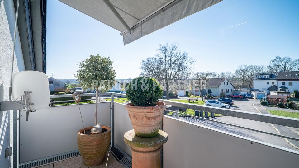 Dachgeschoßwohnung Werl - 3 Zimmer, 90 m&sup2;, 800&euro; | Angebot:25978176