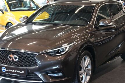 INFINITI Q30 66.213 km 15.990 &euro; Bergkamen 59192