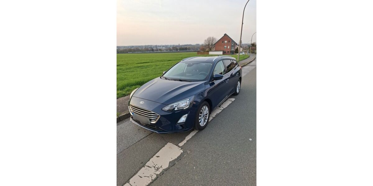 Ford Focus 105.900 km 9.977 &euro; Dortmund 44289