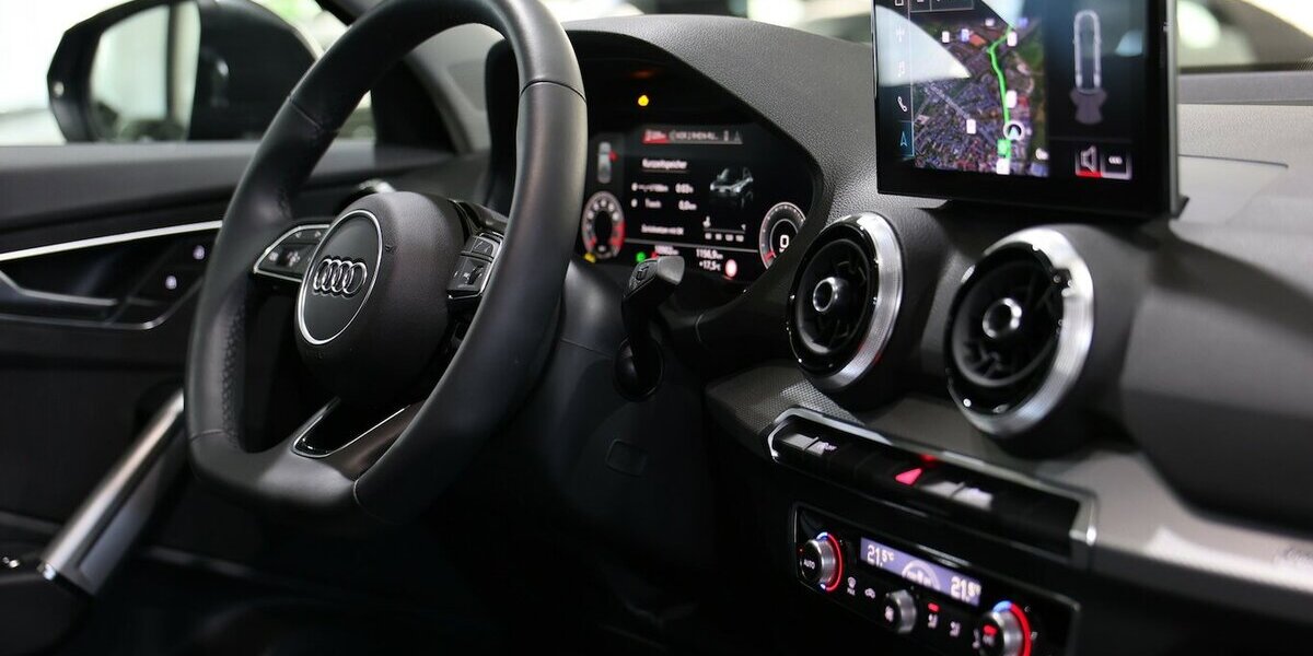 Audi Q2 30 TFSI S-LINE DAYTONA / LED, VC, ACC+LANE 10.000 km 24.555 &euro; Hamm 59077