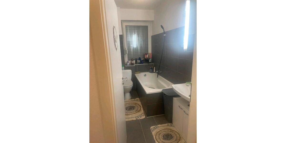 Etagenwohnung Dortmund Huckarde - 5 Zimmer, 125 m&sup2;, 180.000&euro; | Angebot:27263715