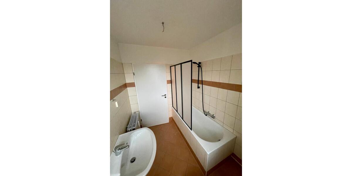 Dachgeschoßwohnung Dortmund Brackel - 2.5 Zimmer, 70 m&sup2;, 650&euro; | Angebot:25838710