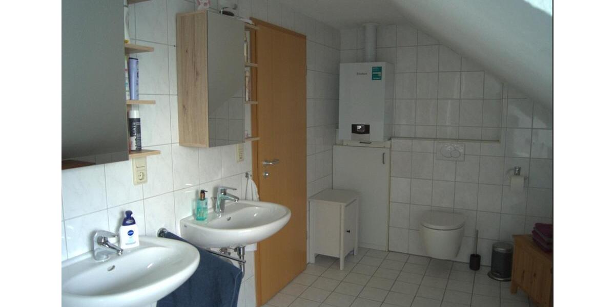 Dachgeschoßwohnung Werl - 2 Zimmer, 70 m&sup2;, 159.000&euro; | Angebot:25256010