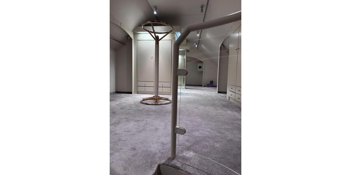 Einfamilienhaus Dortmund Hombruch - 2 Zimmer, 150 m&sup2;, 1.000&euro; | Angebot:24663604