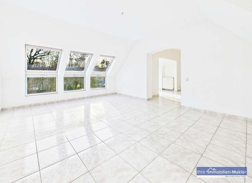 Dachgeschoßwohnung Waltrop - 4 Zimmer, 128 m&sup2;, 1.250&euro; | Angebot:24737473
