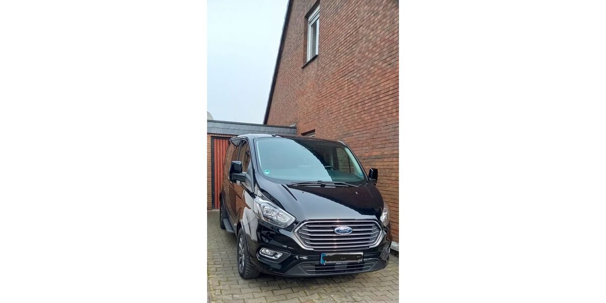 Ford Tourneo Custom 99.000 km 28.500 &euro; Welver 59514