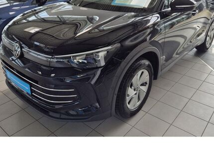 VW Tiguan 13.715 km 44.960 &euro; Hamm 59065