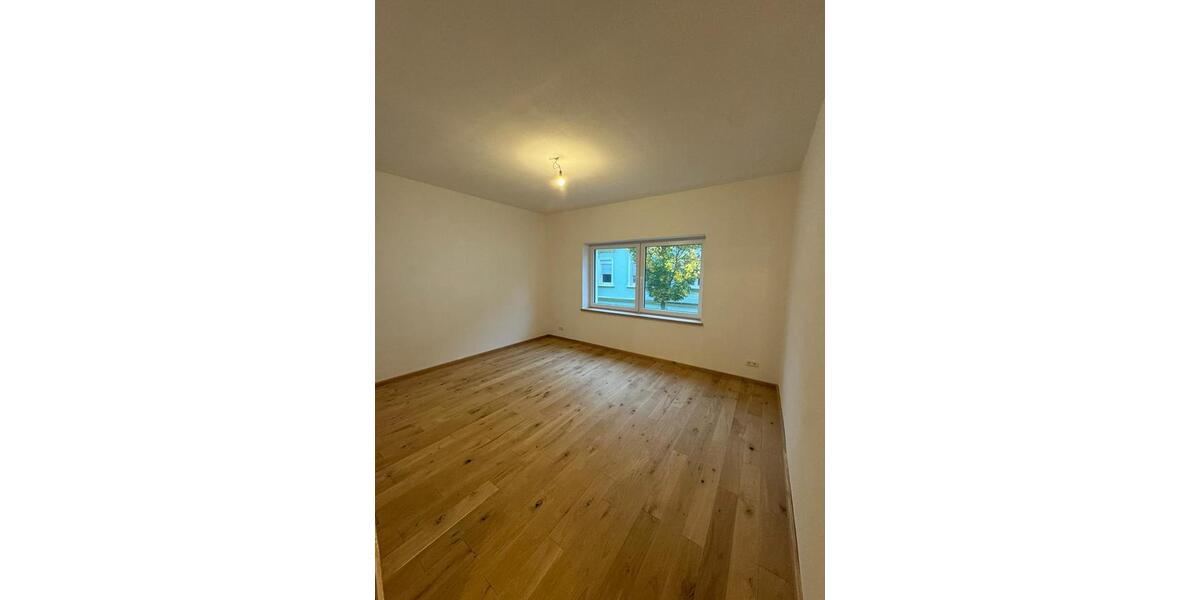 Etagenwohnung Fröndenberg (Ruhr) - 5 Zimmer, 170 m&sup2;, 1.700&euro; | Angebot:24365115