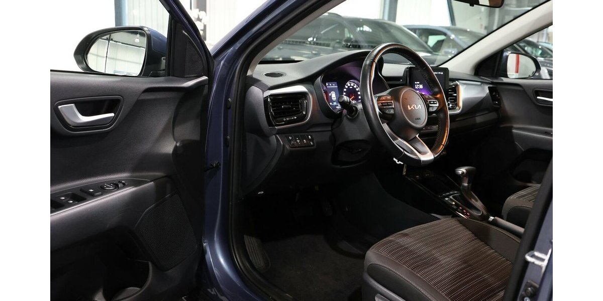 Kia Stonic 1.0 T-GDI DCT VISION AUTOMATIK / LED, AHK 30.000 km 17.777 &euro; Hamm 59077