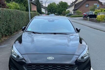 Ford Focus 90.000 km 12.300 &euro; Dortmund 44319
