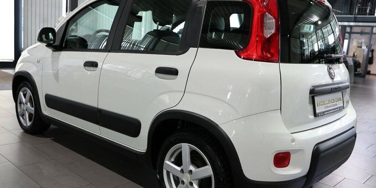 Fiat Panda 1.0 Mild-Hybrid CITY LIFE WHITE / SHZ, PDC 32.000 km 10.444 &euro; Hamm 59077