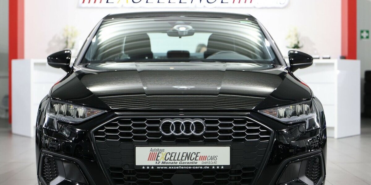 Audi A3 LIMOUSINE 35 TFSI BUSINESS BLACK LED,ACC+LANE 16.000 km 25.333 &euro; Hamm 59077