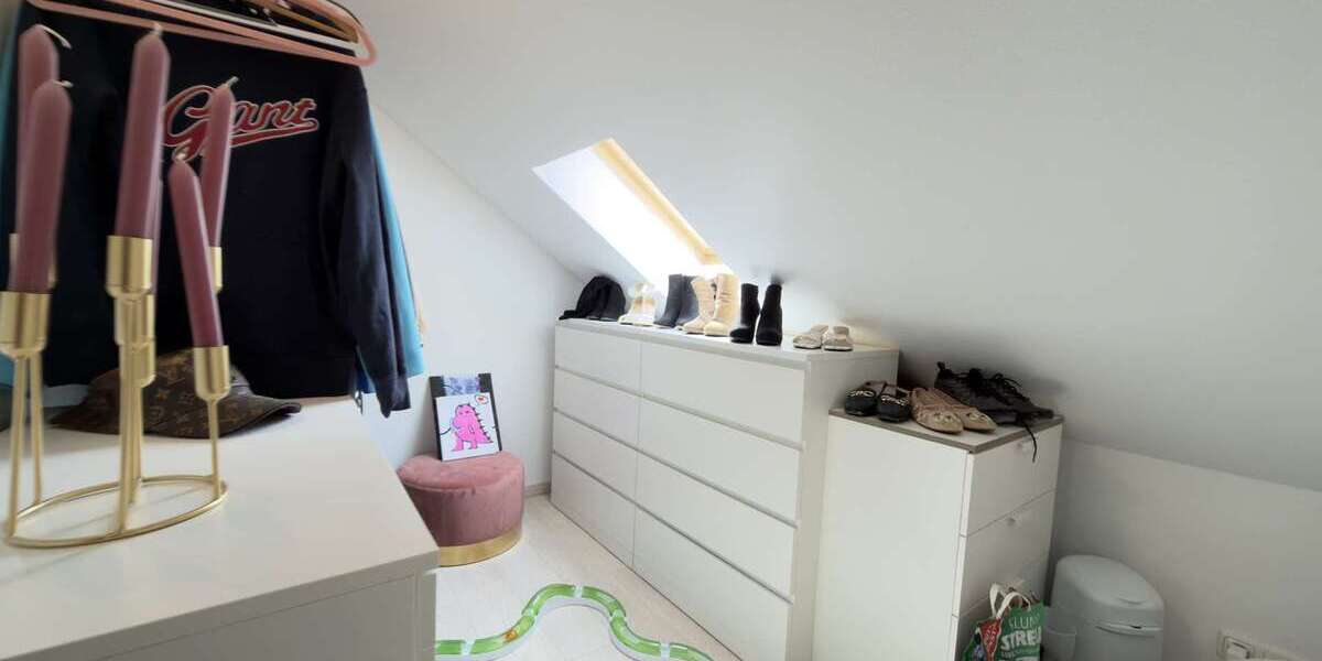 Modernisiertes Reihenhaus mit Wellnessbad, Gäste-WC, Keller & 248 m² Grundstück - Reihenmittelhaus Bönen | Angebot:26613170
